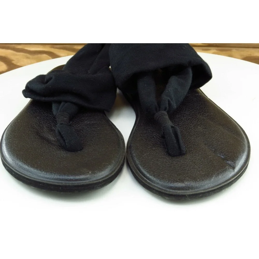 Sanuk Girls‎ Shoes Size 4-5 M Black Sandals Fabric